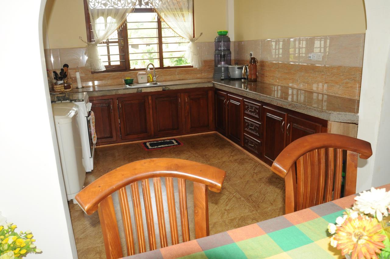 Deutsche Villa Hikkaduwa Exteriör bild
