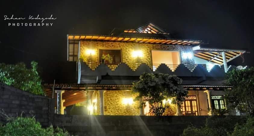 Deutsche Villa Hikkaduwa Exteriör bild